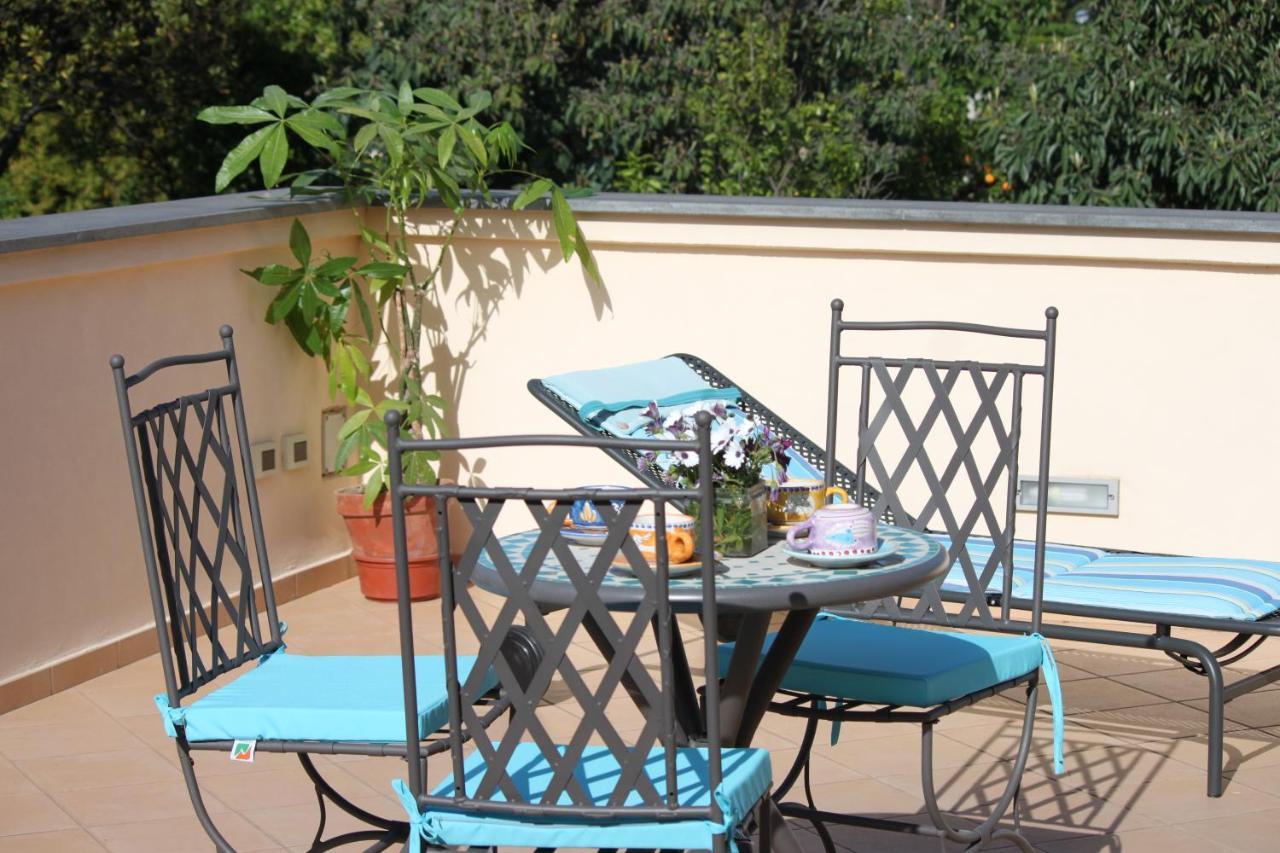 Domus Liberty Bed & Breakfast Sant'Agnello Exterior foto