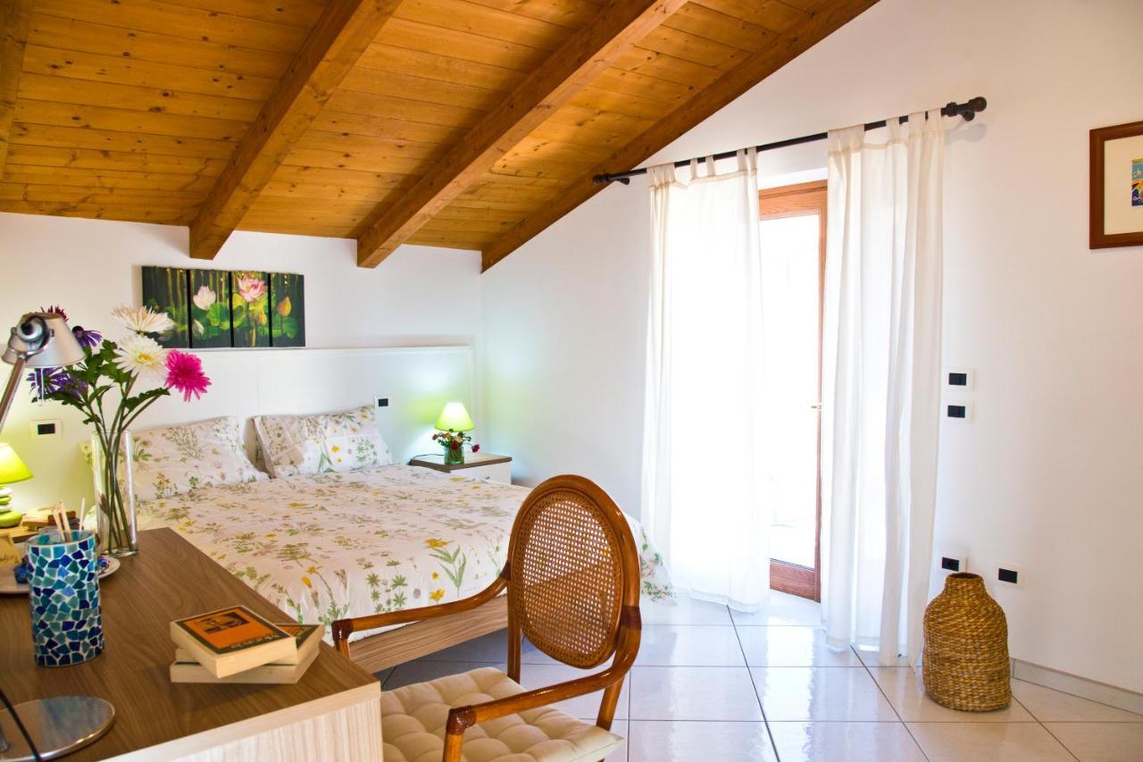 Domus Liberty Bed & Breakfast Sant'Agnello Exterior foto