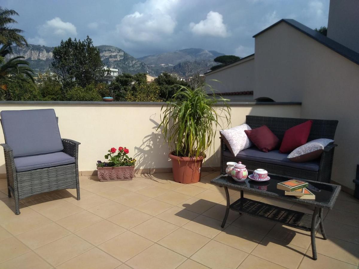 Domus Liberty Bed & Breakfast Sant'Agnello Exterior foto