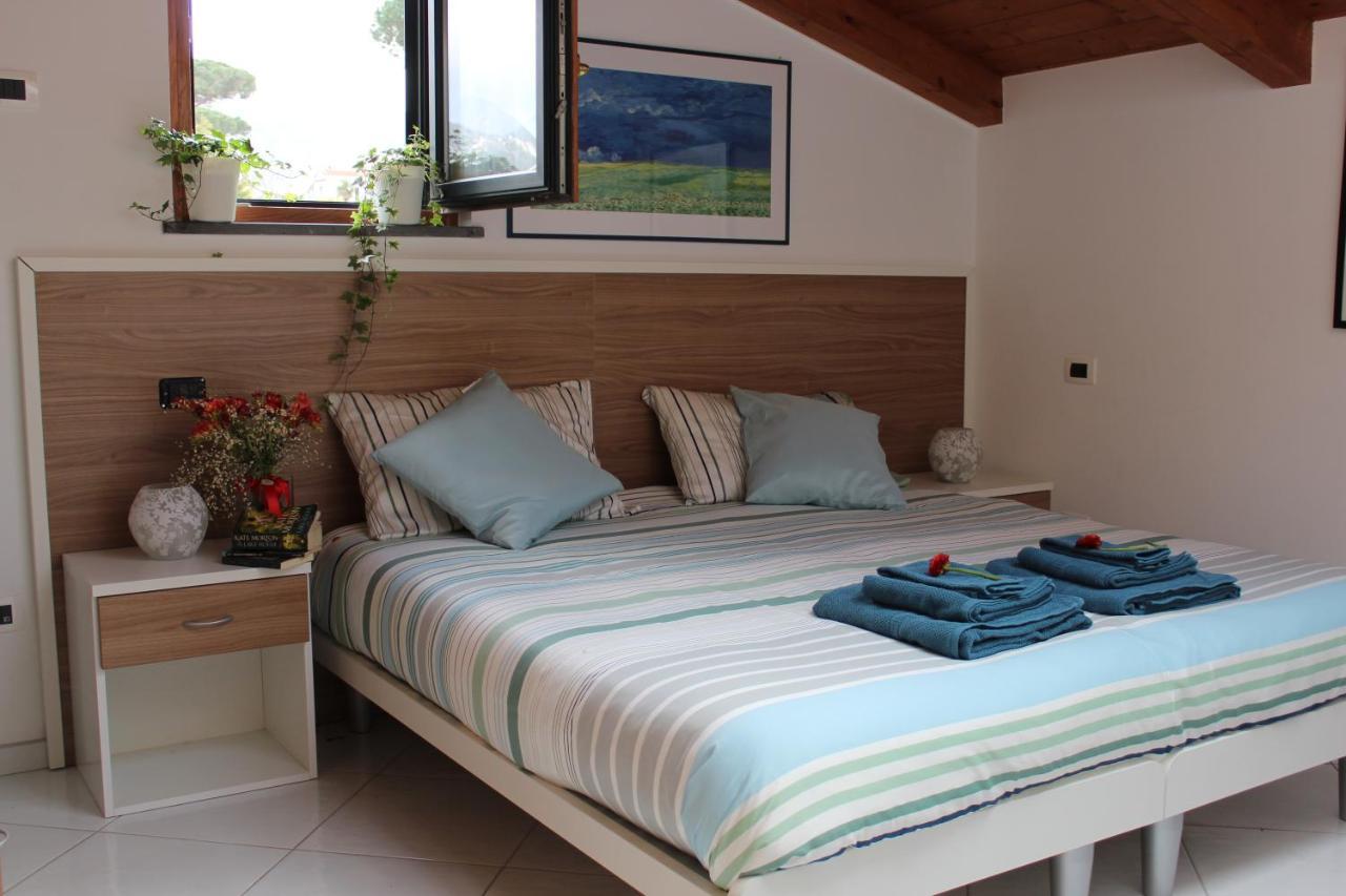 Domus Liberty Bed & Breakfast Sant'Agnello Exterior foto