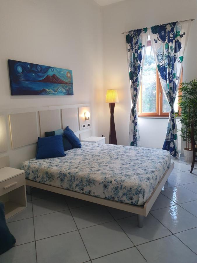 Domus Liberty Bed & Breakfast Sant'Agnello Exterior foto